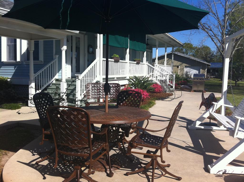 A Chateau On The Bayou Bed & Breakfast Raceland Extérieur photo