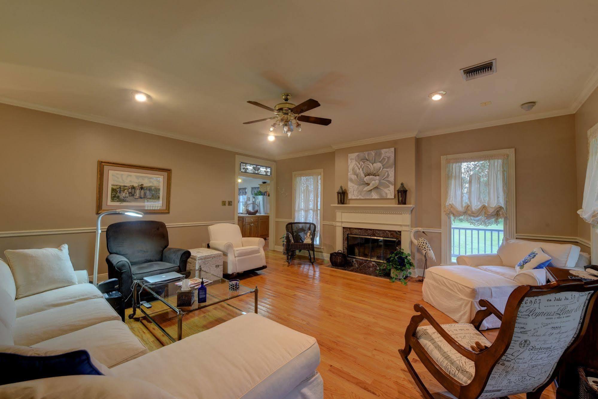 A Chateau On The Bayou Bed & Breakfast Raceland Extérieur photo