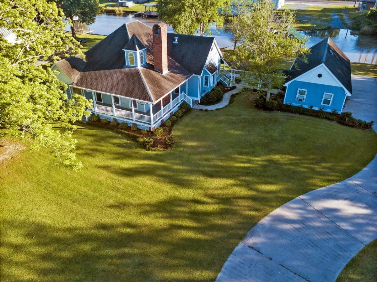 A Chateau On The Bayou Bed & Breakfast Raceland Extérieur photo